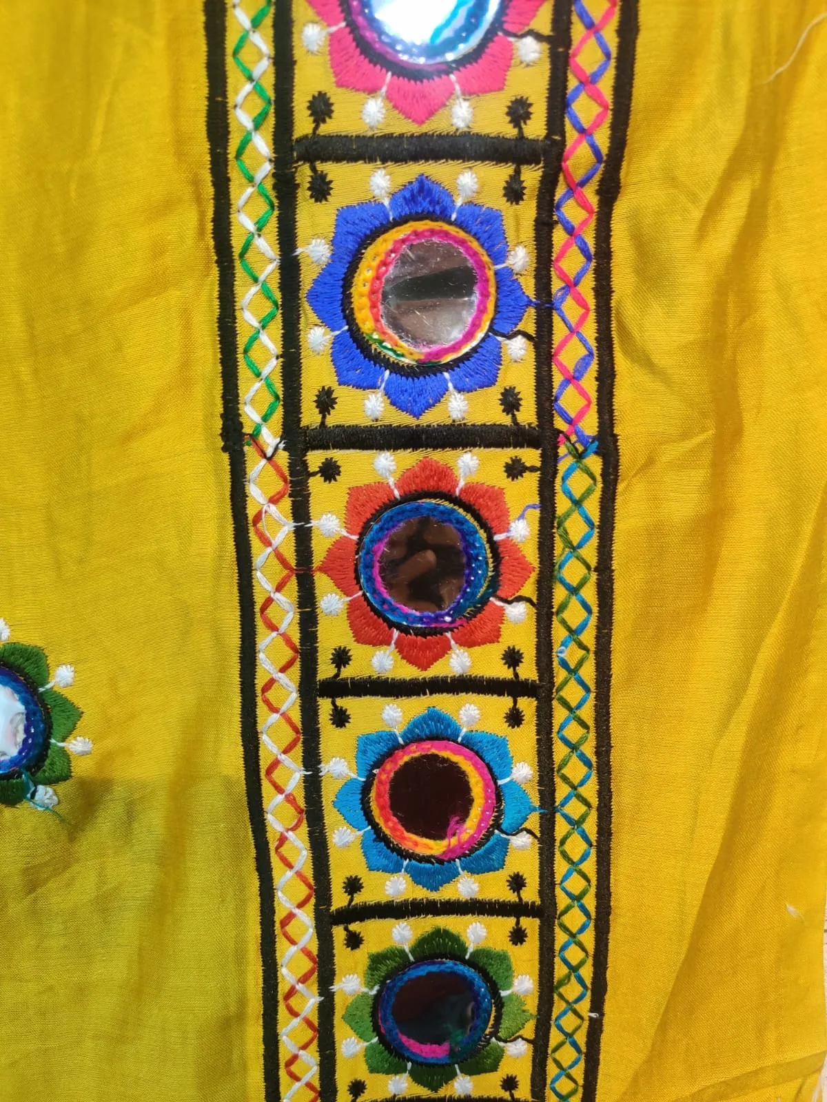 Beautiful Designer Navratri Special Mirror Duppatta Collection