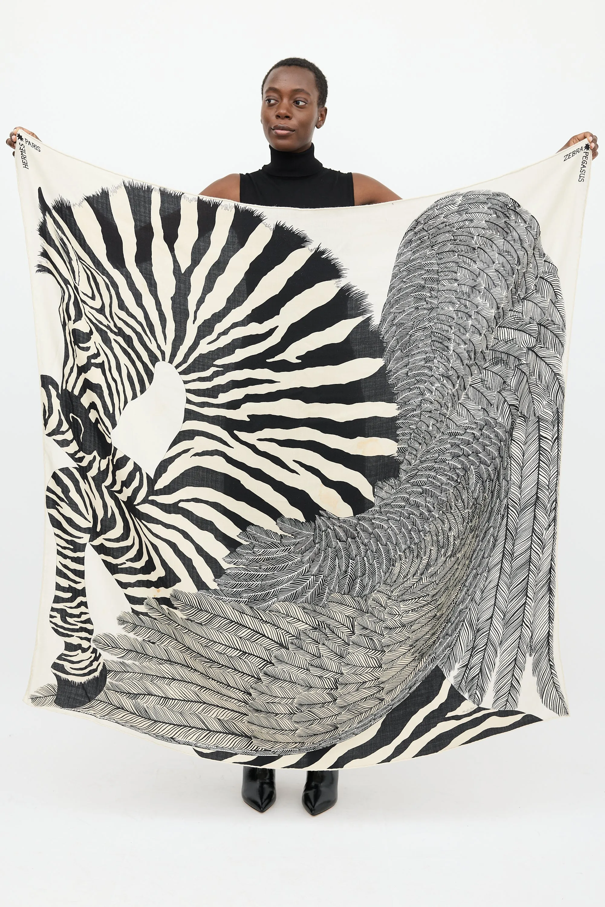 Black & White Cashmere & Silk Zebra Pegasus 140 Shawl