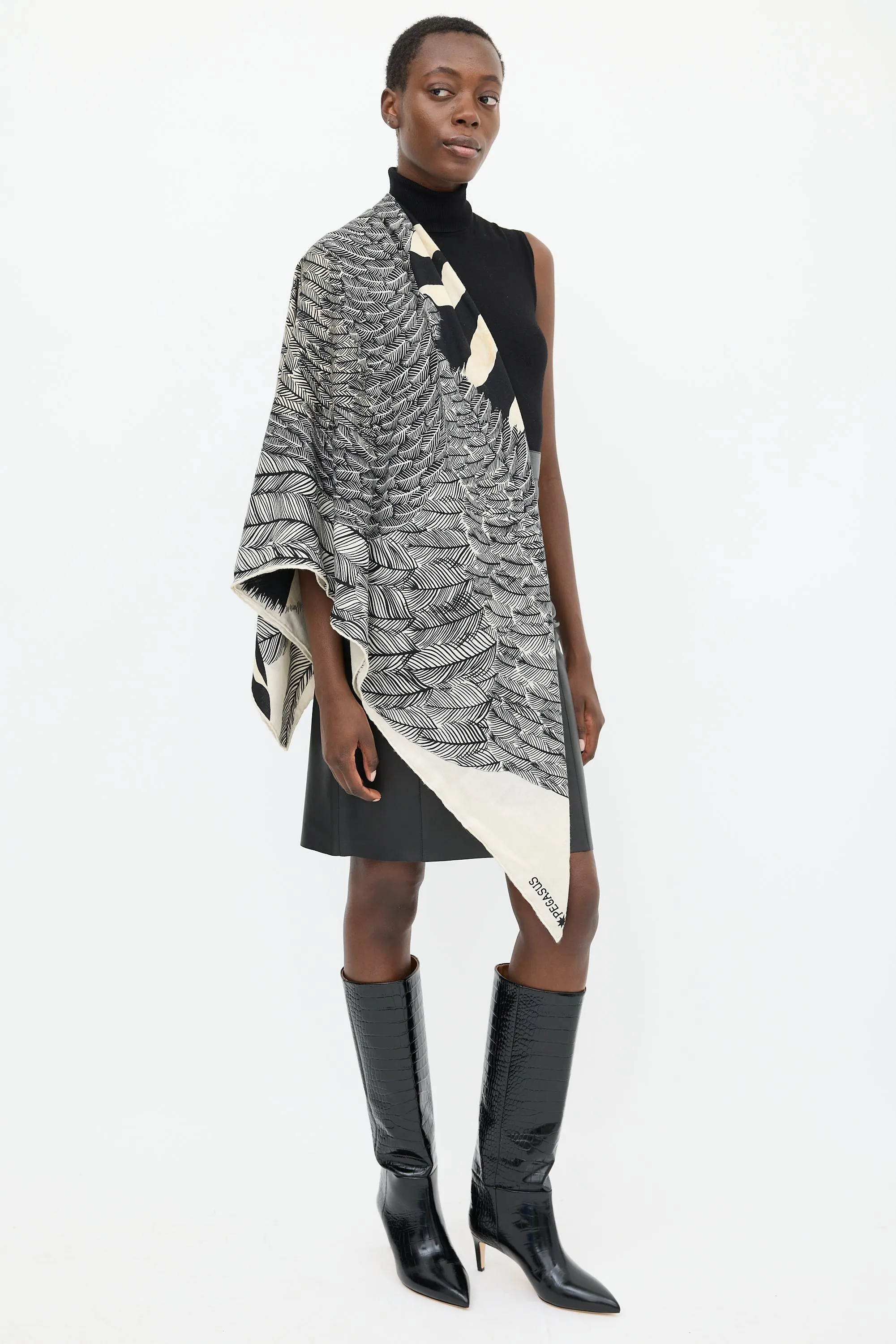 Black & White Cashmere & Silk Zebra Pegasus 140 Shawl