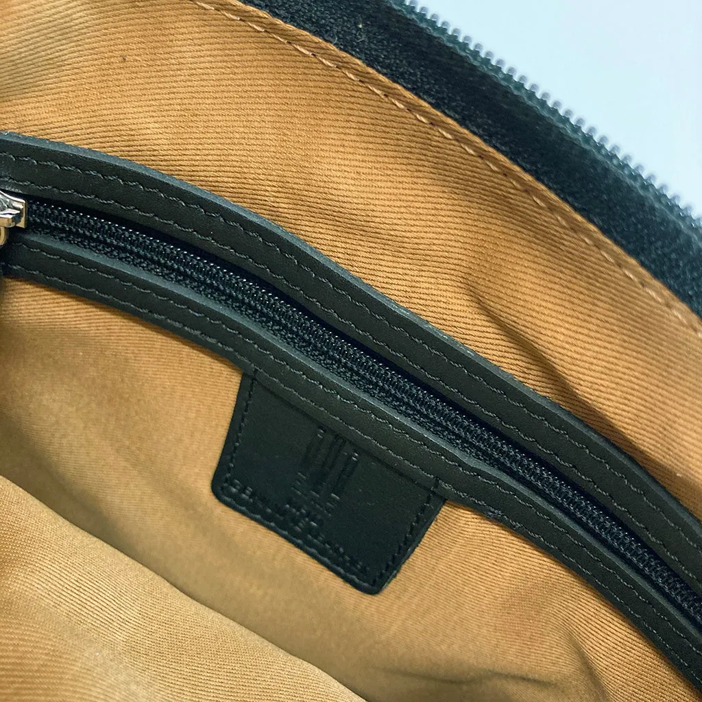 ili New York Leather Cross Body Bag RFID Protected - Style: 6661 - Black