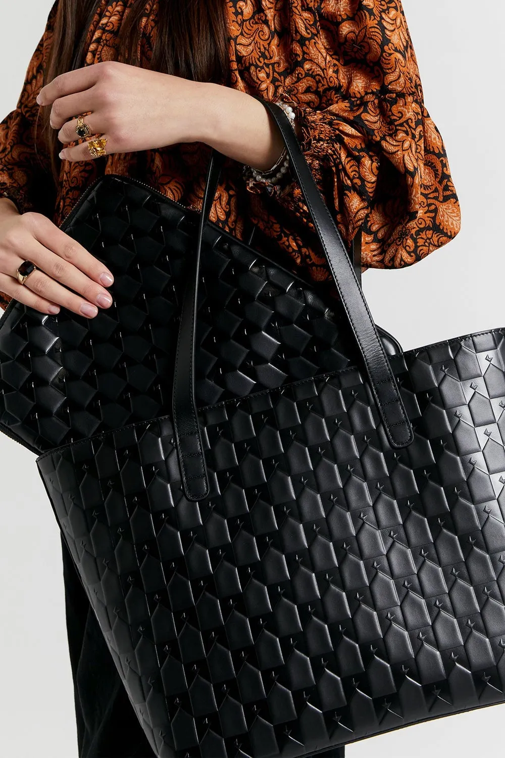 Monogram Tote | Black