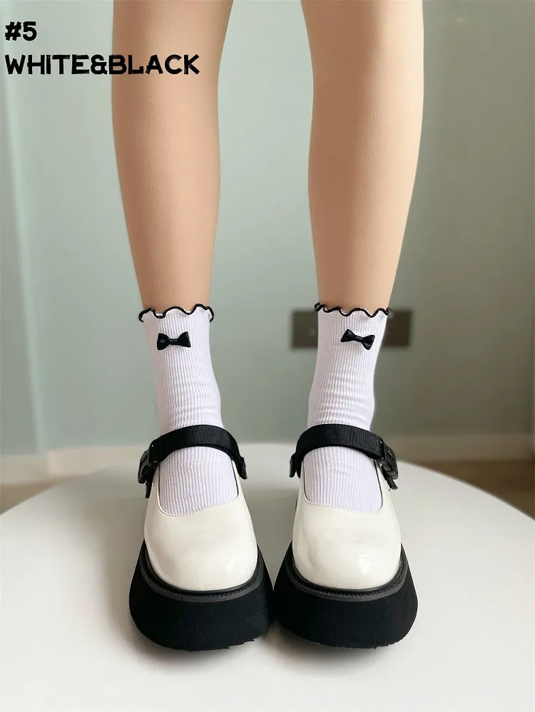 Ruffled Contrast Trim Lolita Ankle Socks