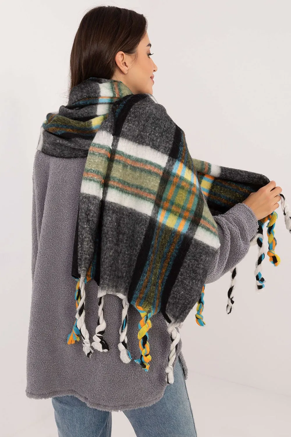 Shawl model 202584 AT