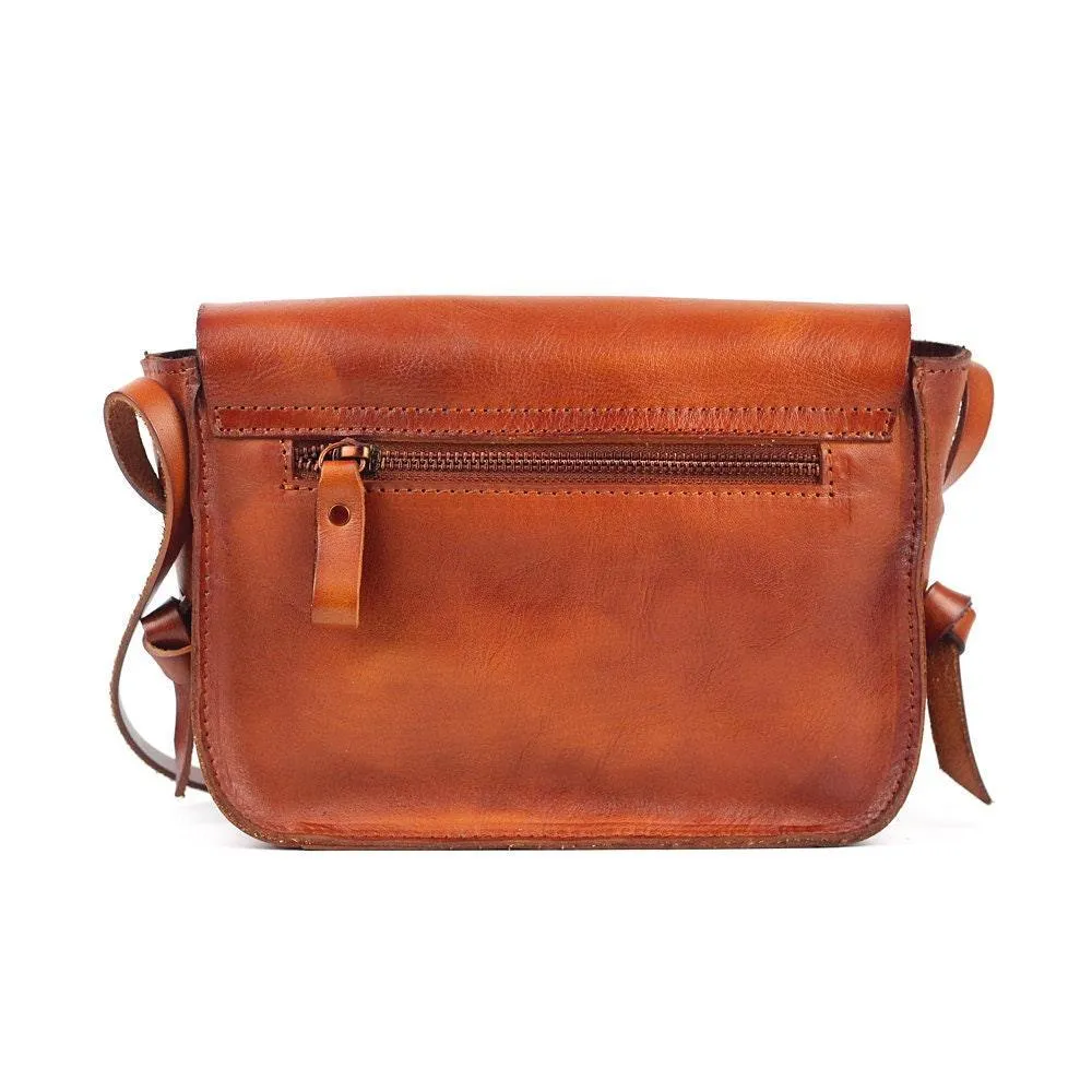 Small Vintage Designer Vegetable Leather Shoulder Bag For Women Retro Handcrafted Brush Off Ladies Tassel Handbag